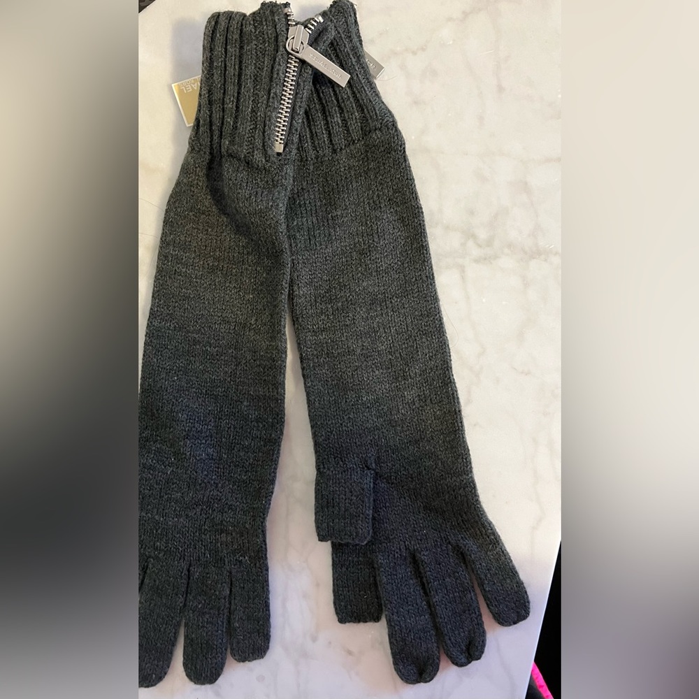 Michael Kors gloves